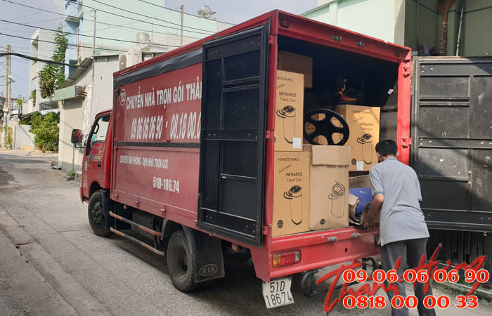 Quá trình chuyển hàng, vận tải hàng hóa khi thuê xe tải Thành Hưng được kiểm soát tối đa