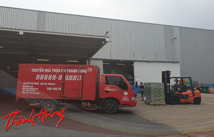 Taxi tải chở hàng Thành Hưng là một dịch vụ cho thuê xe chở hàng tốt nhất hiện nay